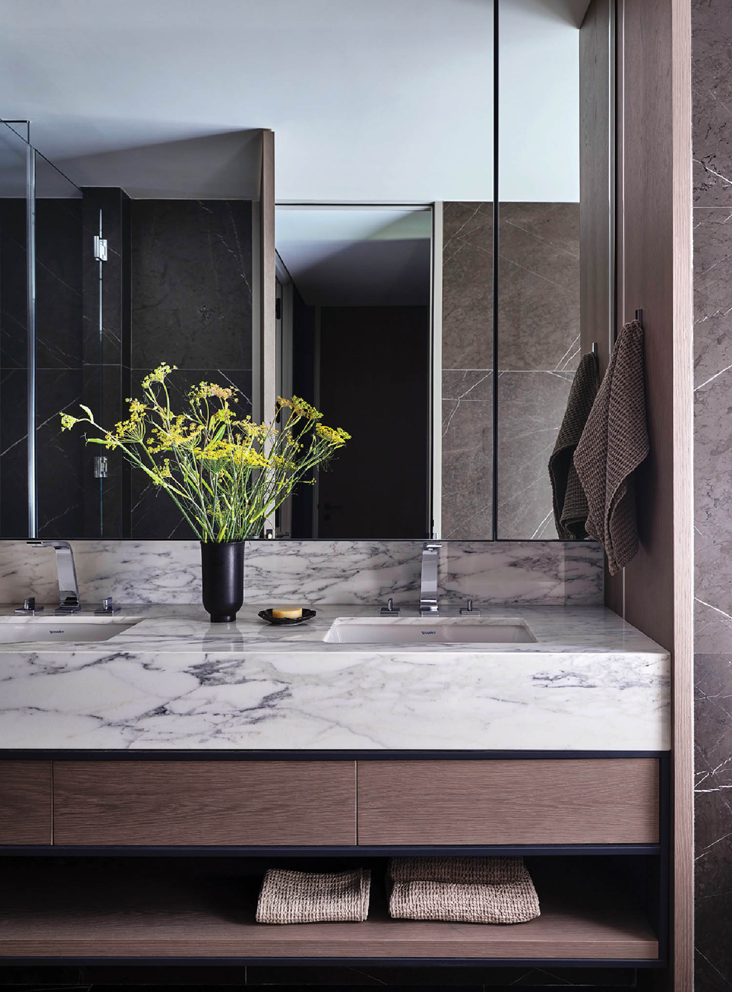 main bathroom with marble-topped oak vanity