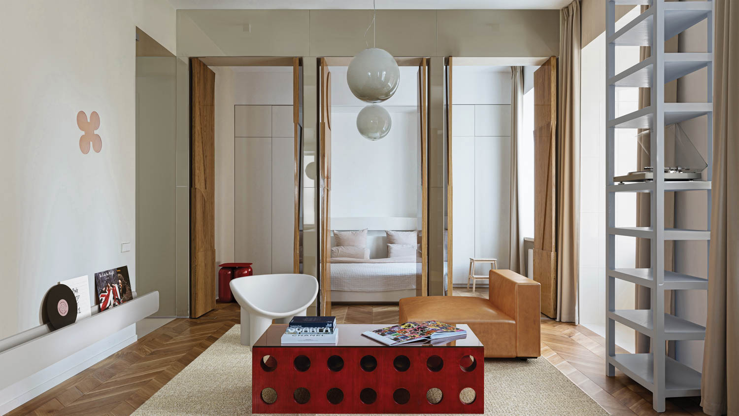 sitting area with partitions and red dotted table